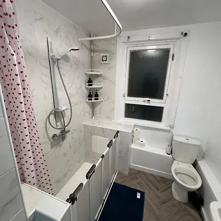 Apartment Comfort Free Parking