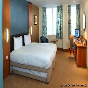 호텔 Travelodge Airport 글라스고