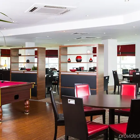 Express - Glasgow Airport By Ihg Hotel 3*