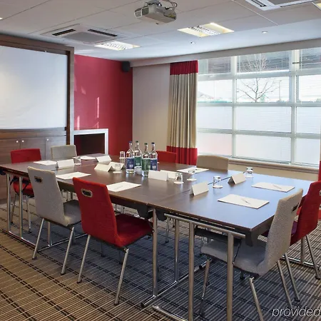 Hotel Express - Glasgow Airport By Ihg 3*