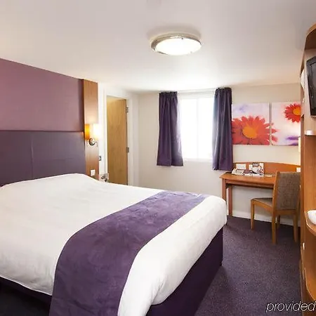 Premier Centre South 3*