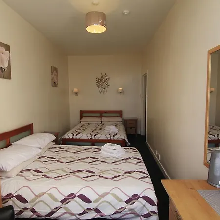 Alba Lodge Glasgow