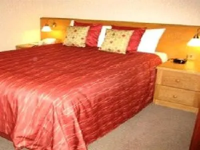 Hotel Uplawmoor 3*