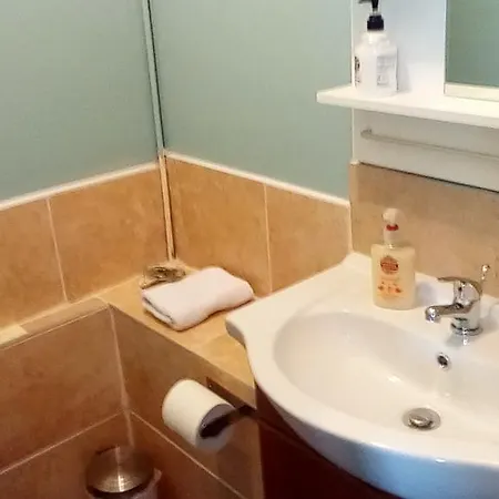 Bed & Breakfast Azalea House Glasgow