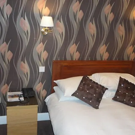 Sandyford Otel 3*
