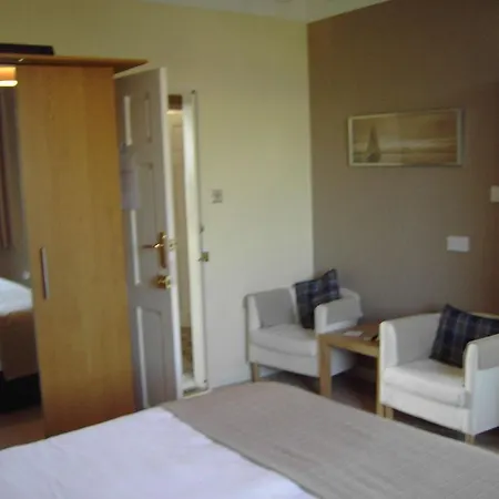 Azalea House Bed & Breakfast 4*