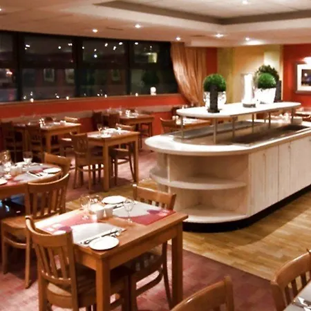 Szálloda Campanile Secc Hydro Glasgow