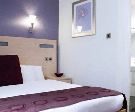 Hotel Artto 3*