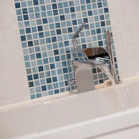 Apartment The Spires Serviced *