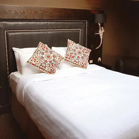 Western Glasgow South Eglinton Arms Hotel Eaglesham