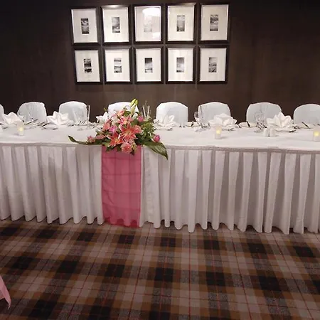 Western Glasgow South Eglinton Arms 3* Eaglesham