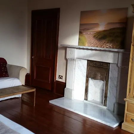 Apartment Broompark House