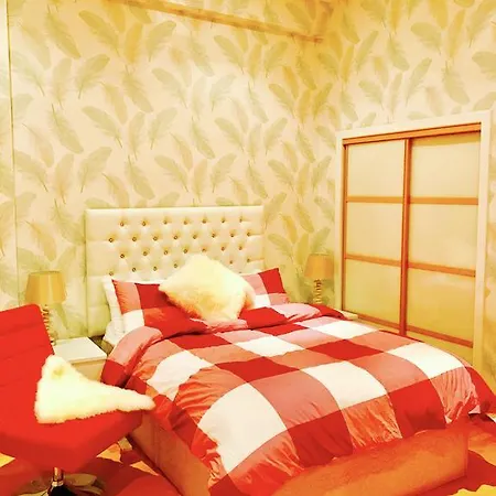 City Center Flat With Parking アパート *