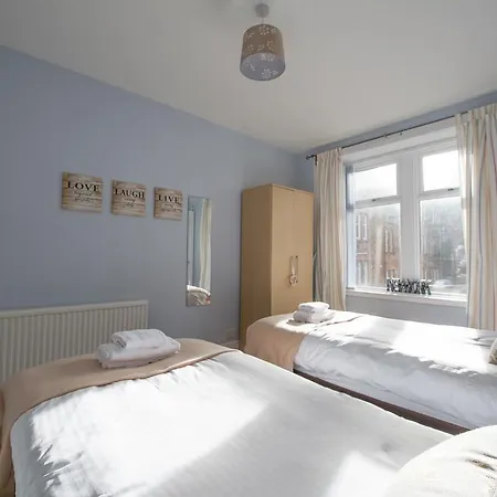 Premier - Crathie View 公寓 *