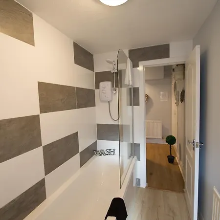 Premier - Crathie View *