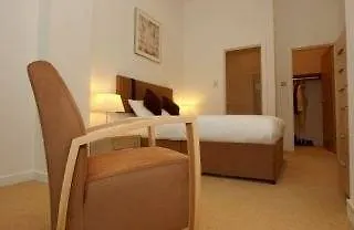 The Spires Serviced Apartament *
