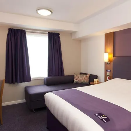 Premier - George Square Glasgow