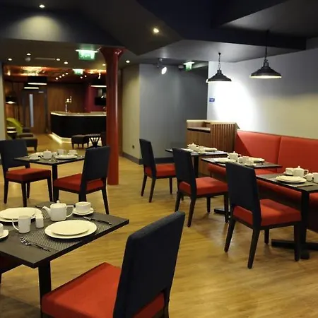 Park Centre By Radisson Hotel