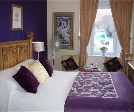 Hotel Tigh Na Crich 4*
