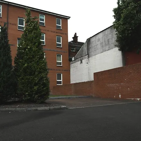 East * Glasgow