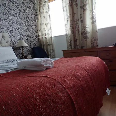 Bothwell Street - 2 Bedroom Suite *
