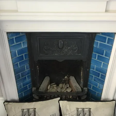 2 Bed West End Apartment