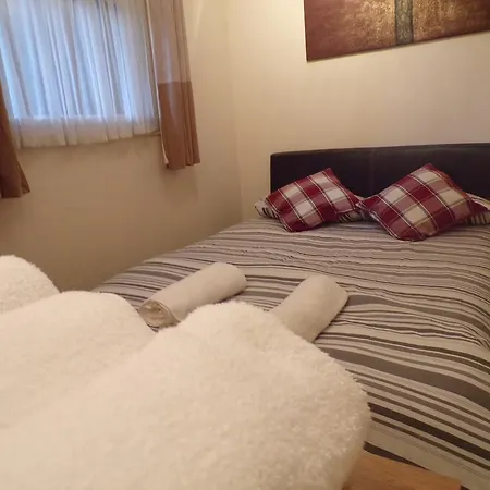 Brunswick Street - 1 Bedroom Suite *