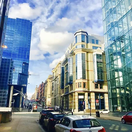 City Center Flat With Parking
