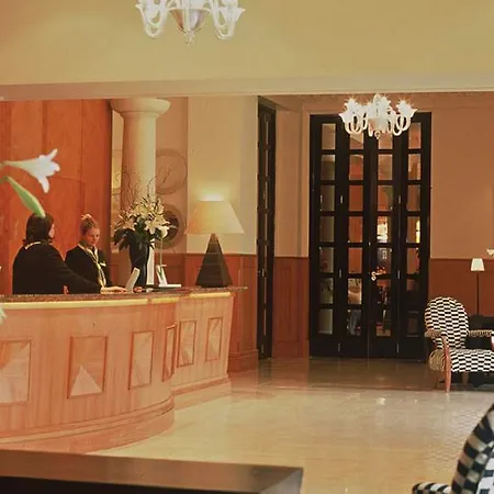 Millennium Hotel 4*