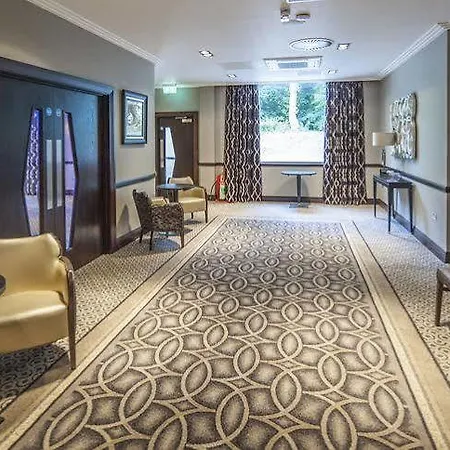 Parklands & Country Club Newton Mearns