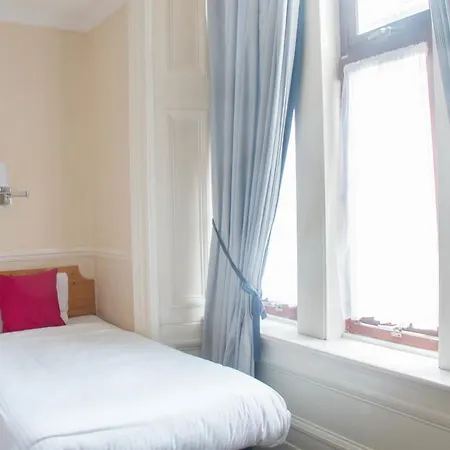 The Willow Hotel