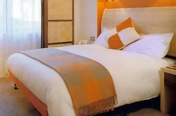Holiday Inn Glasgow City-West 3* Глазго