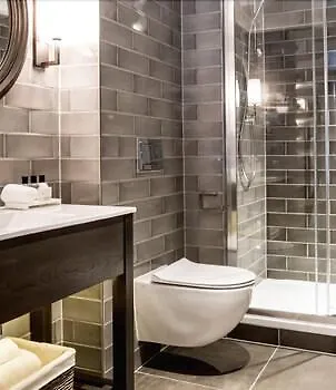 Dakota Hotel 4*