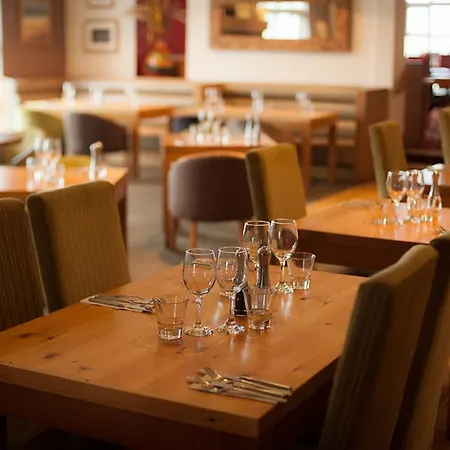 The Boat House Hotel 3*