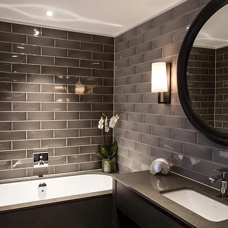Dakota Hotel 4*