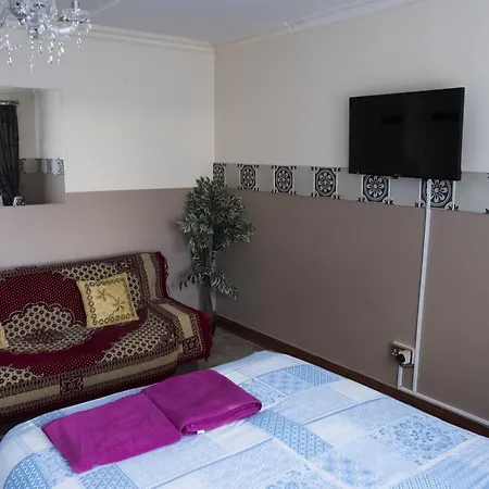 Royaume Bed & Breakfast 3*