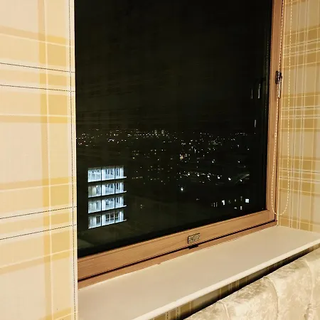 Station Skyline With Parking דירה