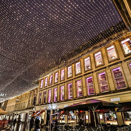 דירה Station Skyline With Parking