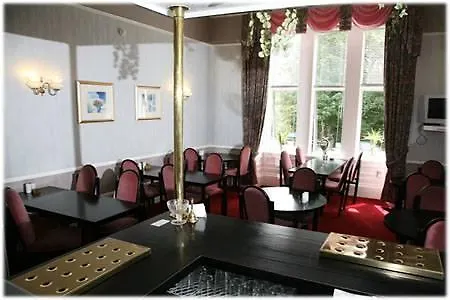 Ambassador Hotel 3*