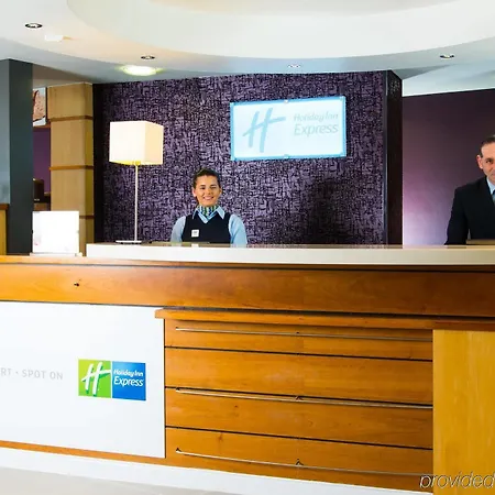 מלון Express - - Ctr Riverside By Ihg גלאזגו