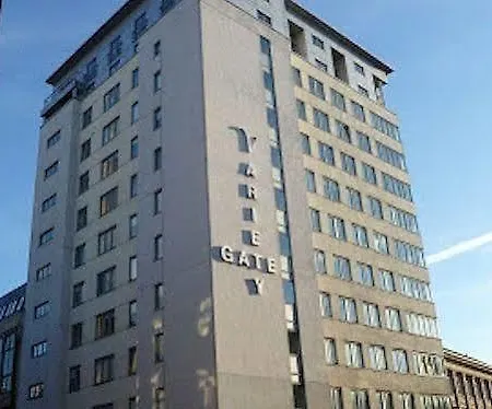 Bath Street Apartment *