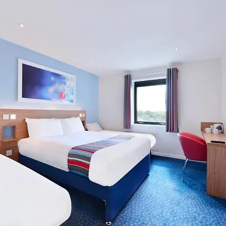 Travelodge Queen Street 3* غلاسغو