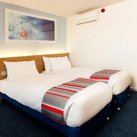 Travelodge Queen Street 3* غلاسغو