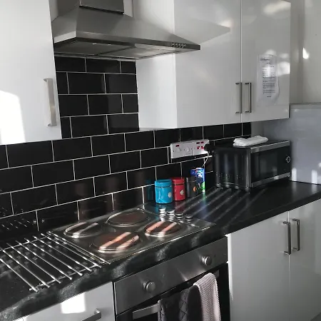 Glasgow Green Apartments *