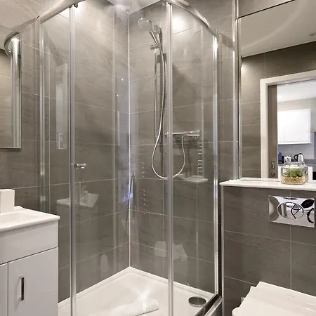 Nelson Mandela Place * Glasgow