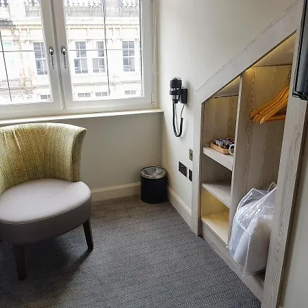 Rennie Mackintosh - Station 3* Glasgow