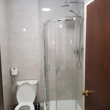 Crosshill House Ξενοδοχείο 4*