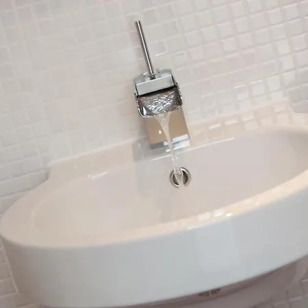 Apartment The Spires Serviced