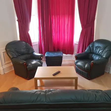 Bentinck Street Ground Floor * Glasgow