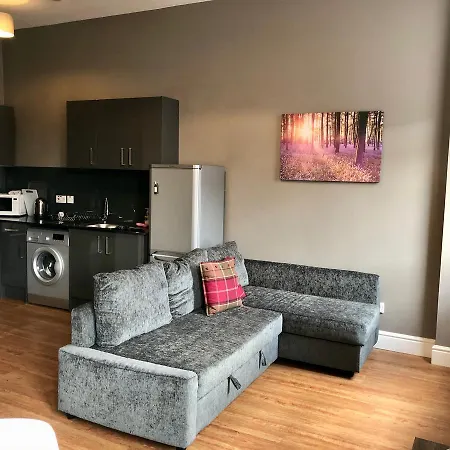 The Oran Apartment *